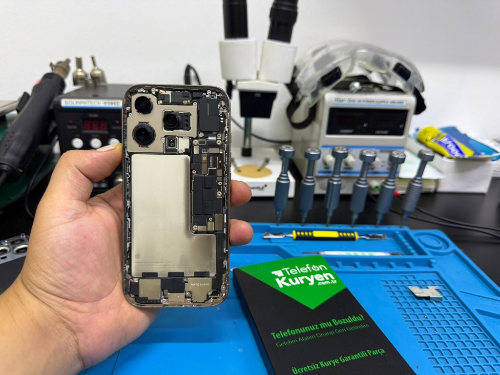 Antalya iPhone 12 Ekran Değişimi