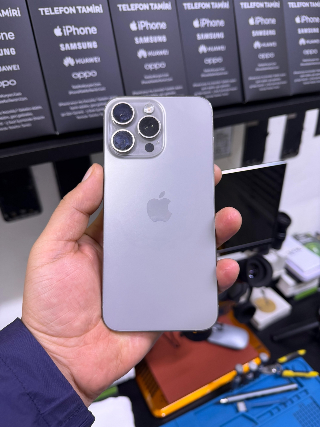 iPhone 13 Pro Max Ekran Değişimi Antalya