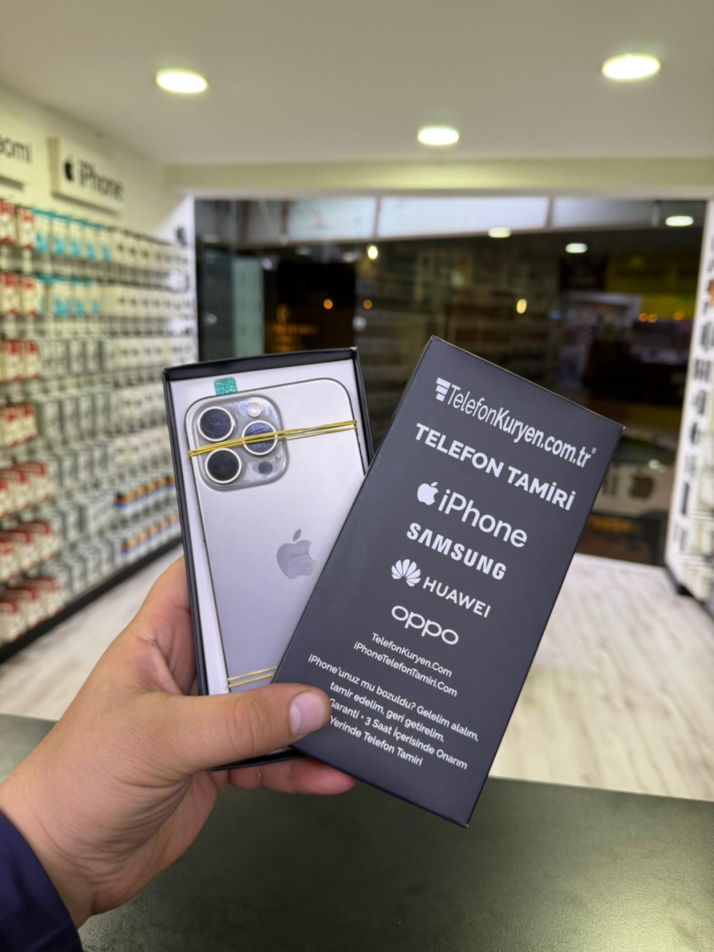 iPhone 16 Pro Max Ekran Değişimi Antalya